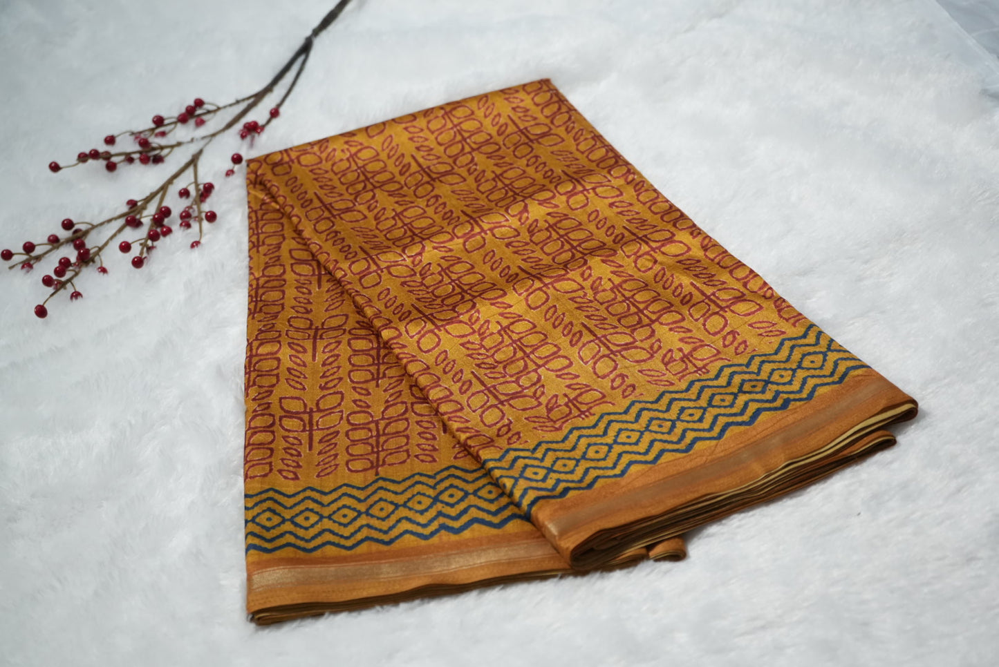 Synthetic silk saree