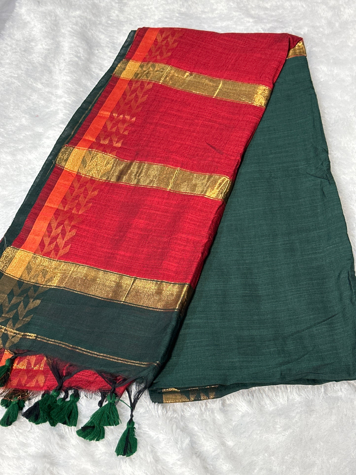 Premium Handloom Cotton Saree with Zari patta pallu