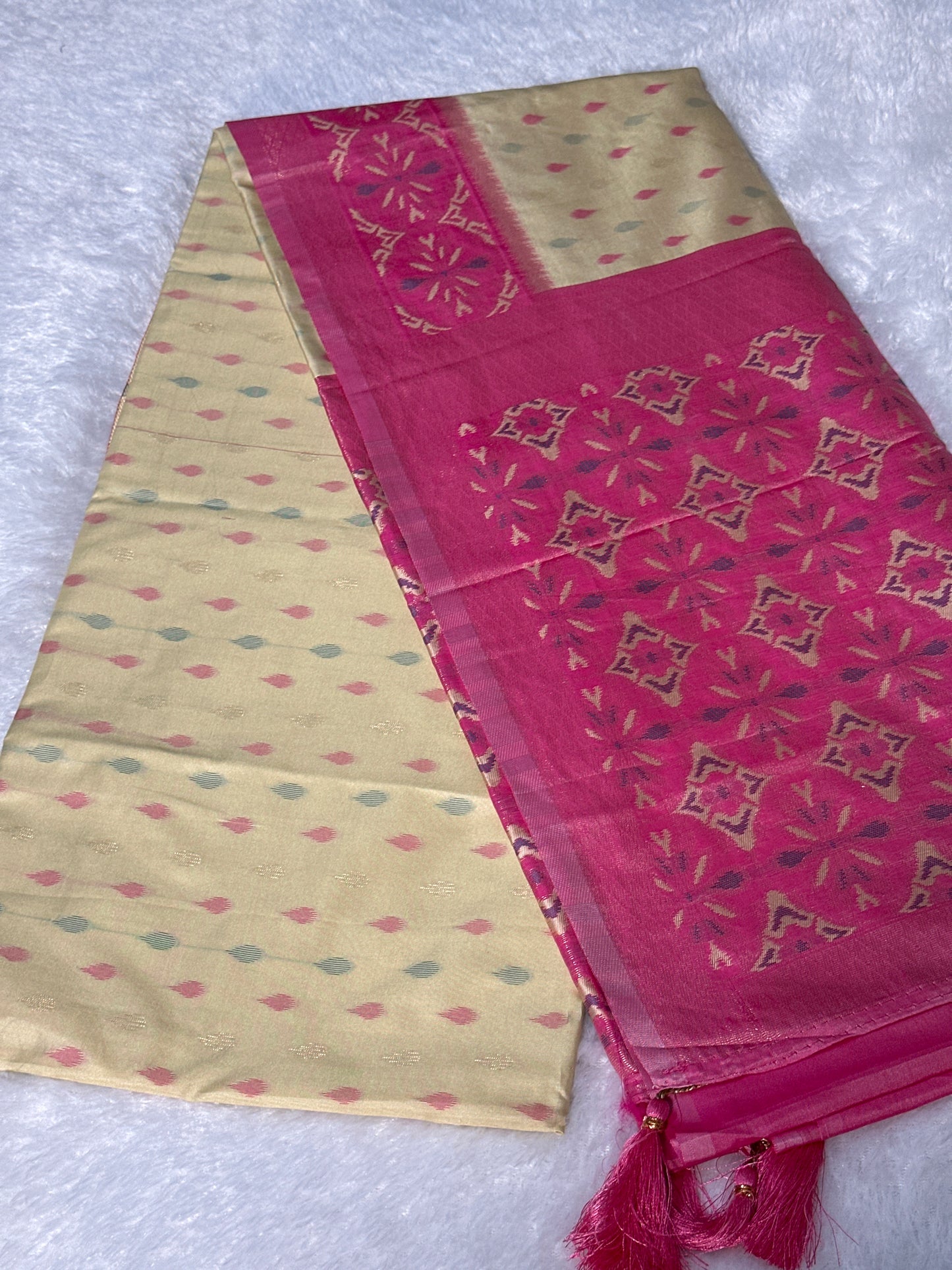 Semi Patola Silk saree