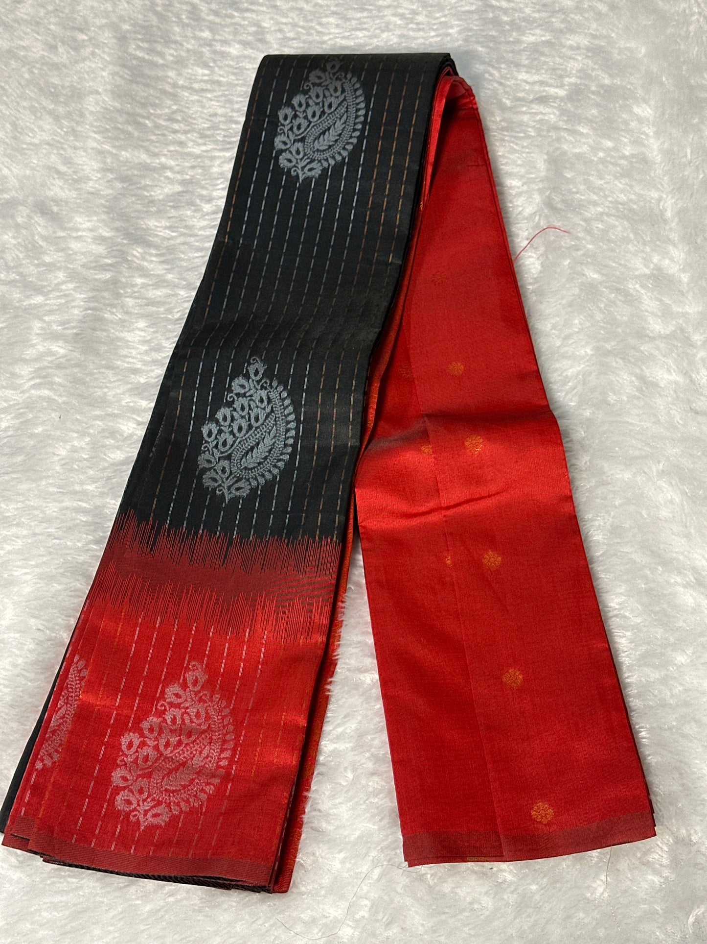 Kanjivaram Semi Silk saree
