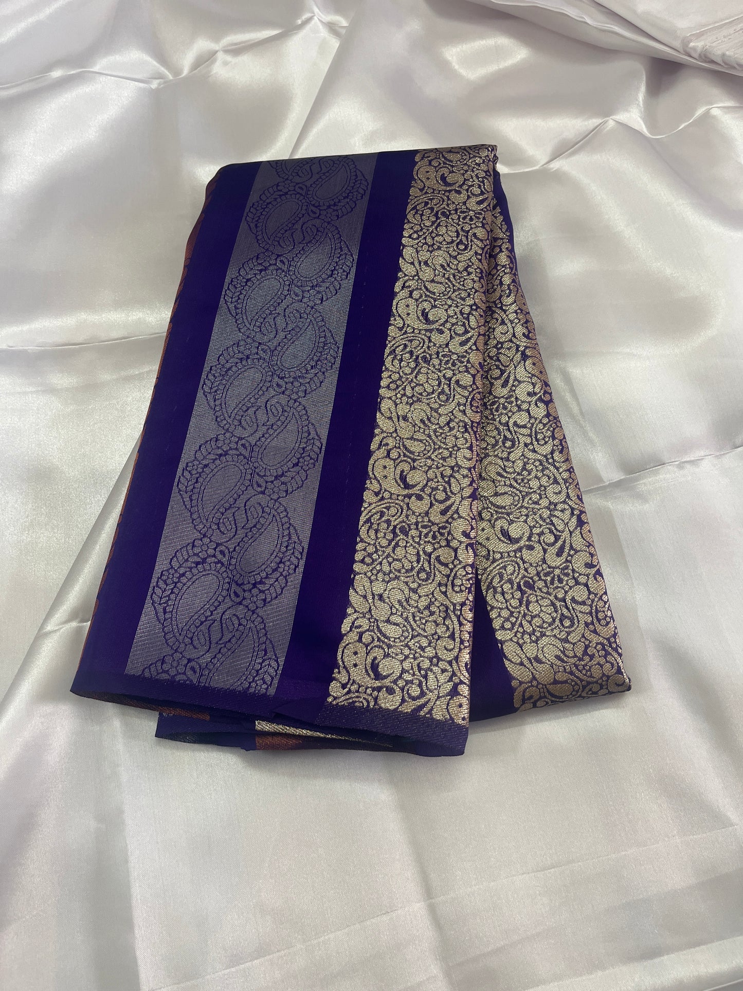 Tissue silk saree