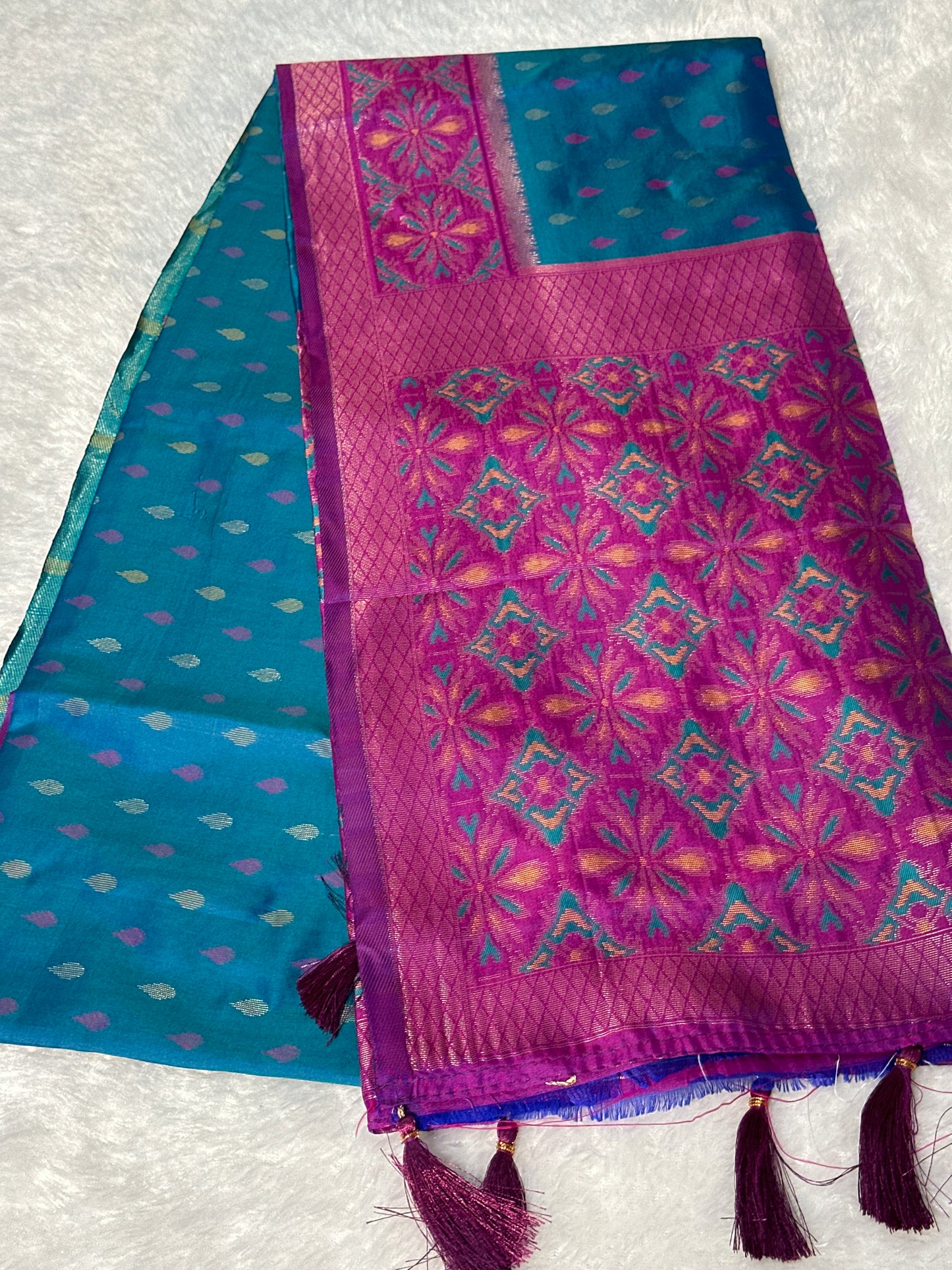 Semi Patola Silk saree