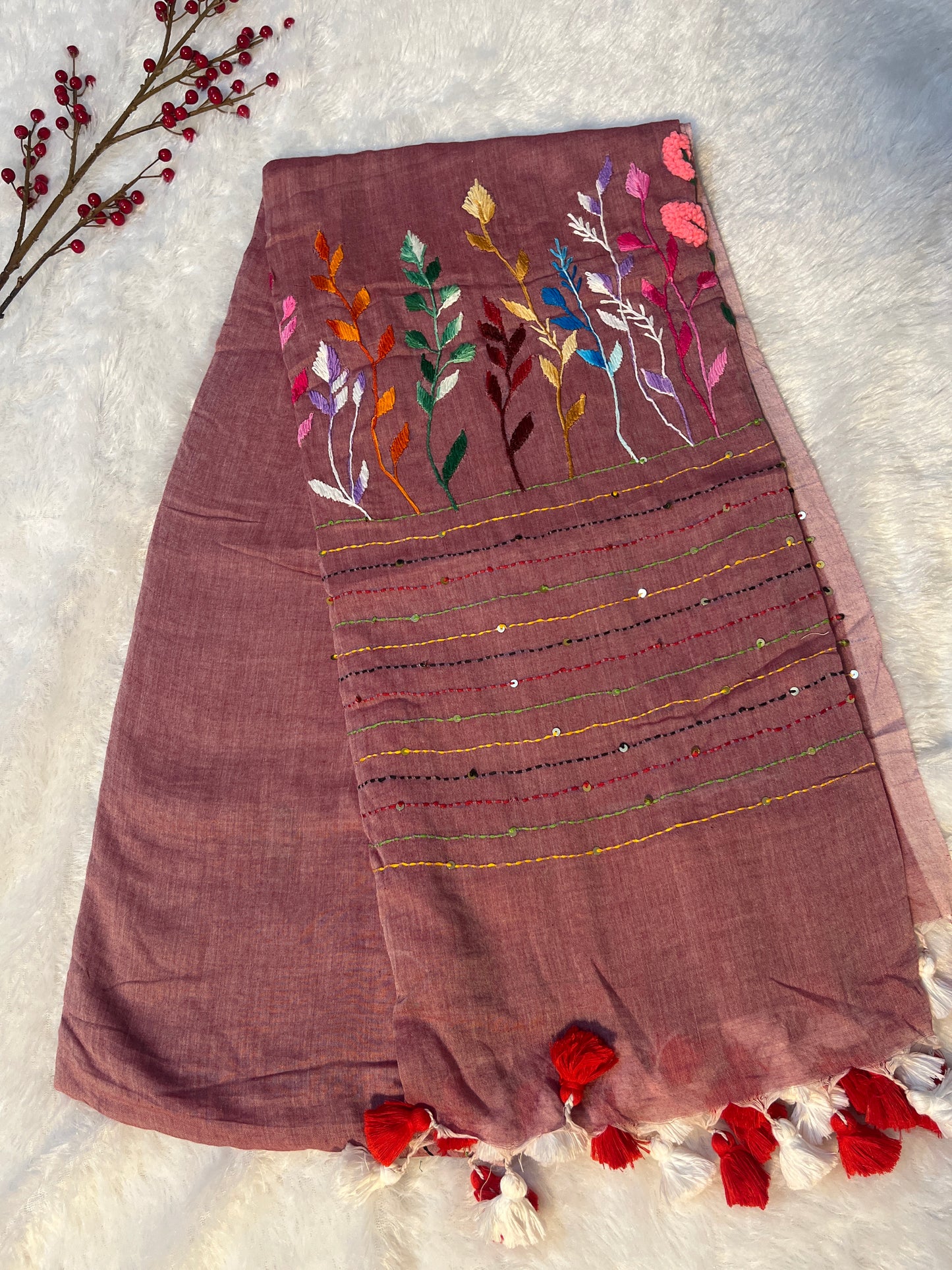 Handloom mul cotton embroidered saree (without blouse)