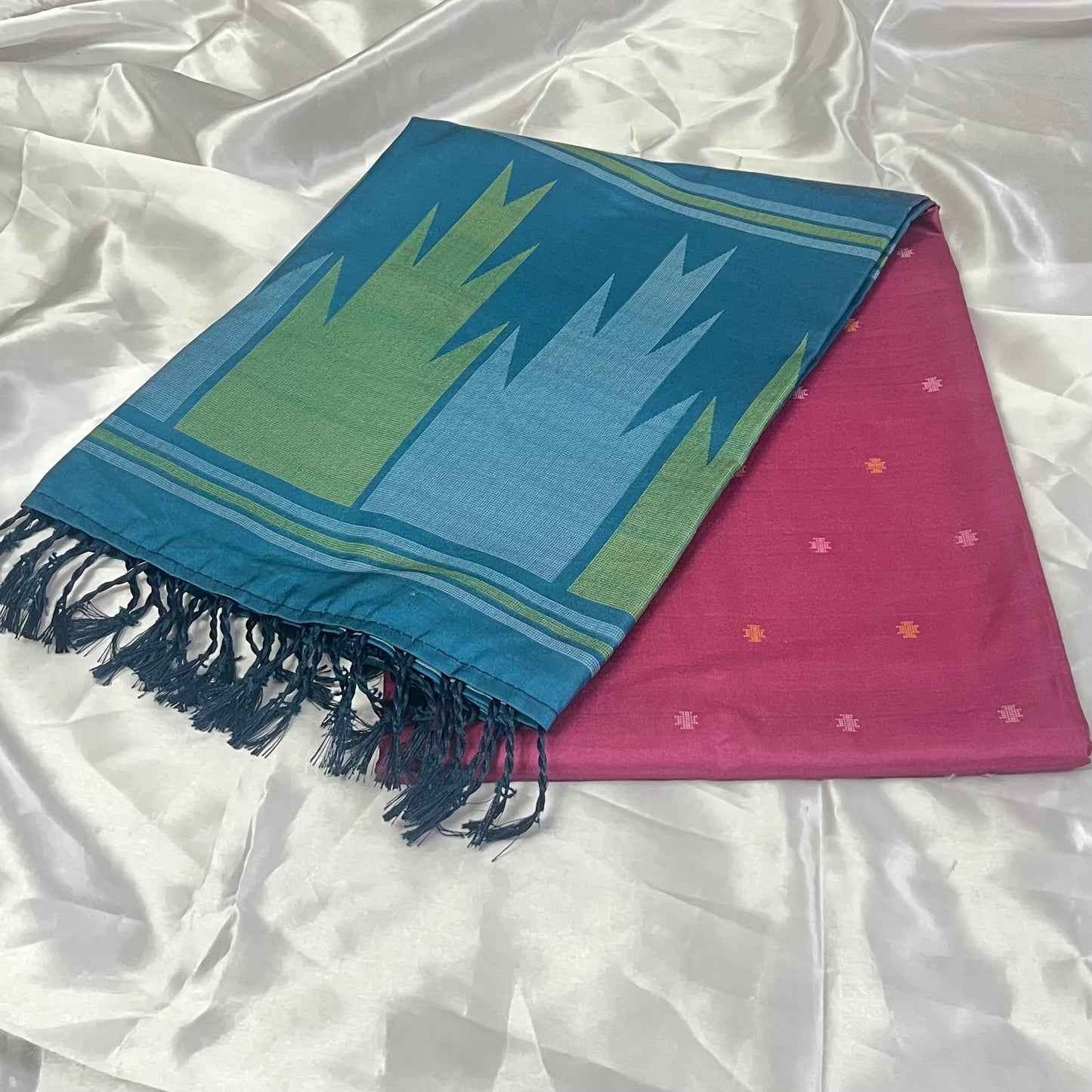 Handloom cotton saree