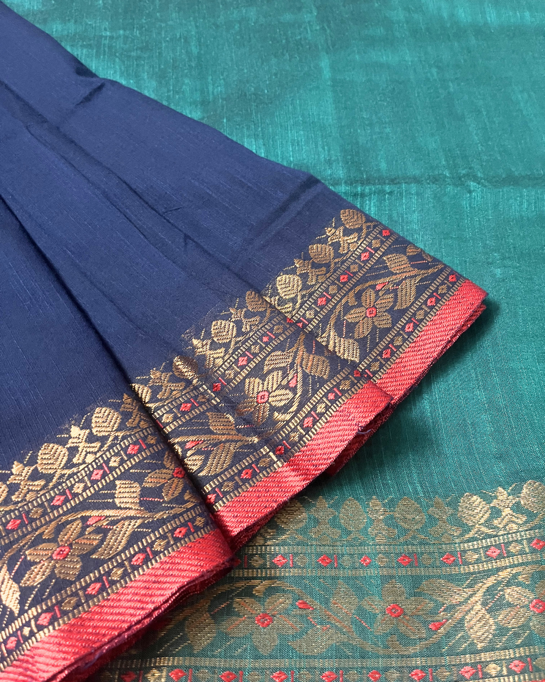 Premium Handloom Kadhi Cotton Saree