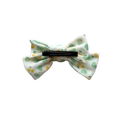 Green Hearts Bow Clip