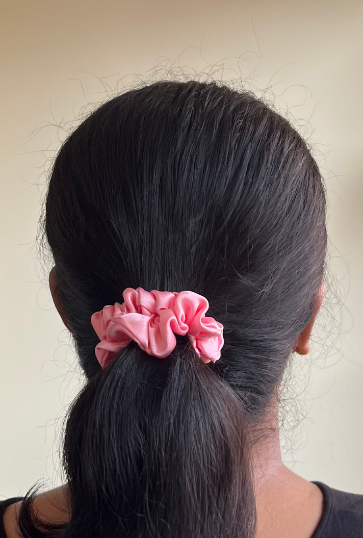 Pink Coral - Skinny satin scrunchie