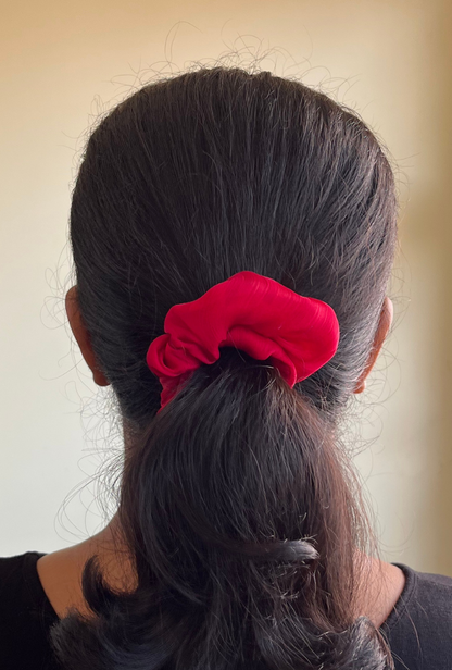 Scarlet- Regular georgette scrunchie