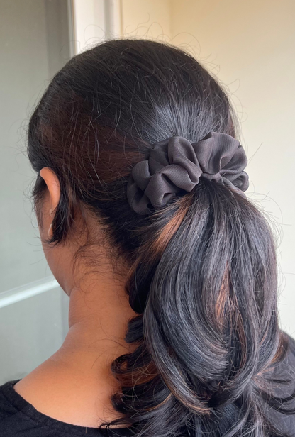 Black - Regular georgette scrunchie