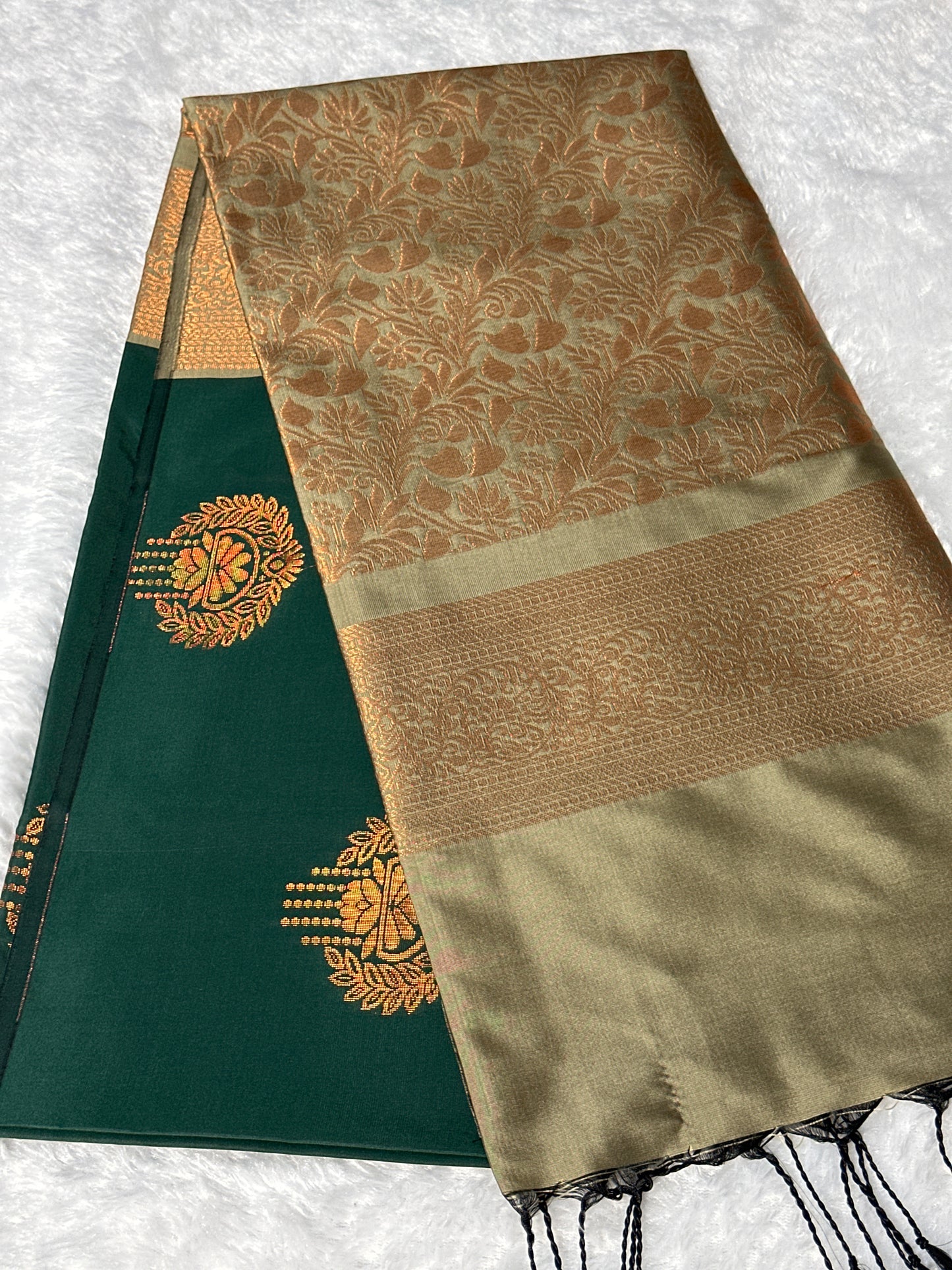 Kanjivaram Soft Silk saree without border