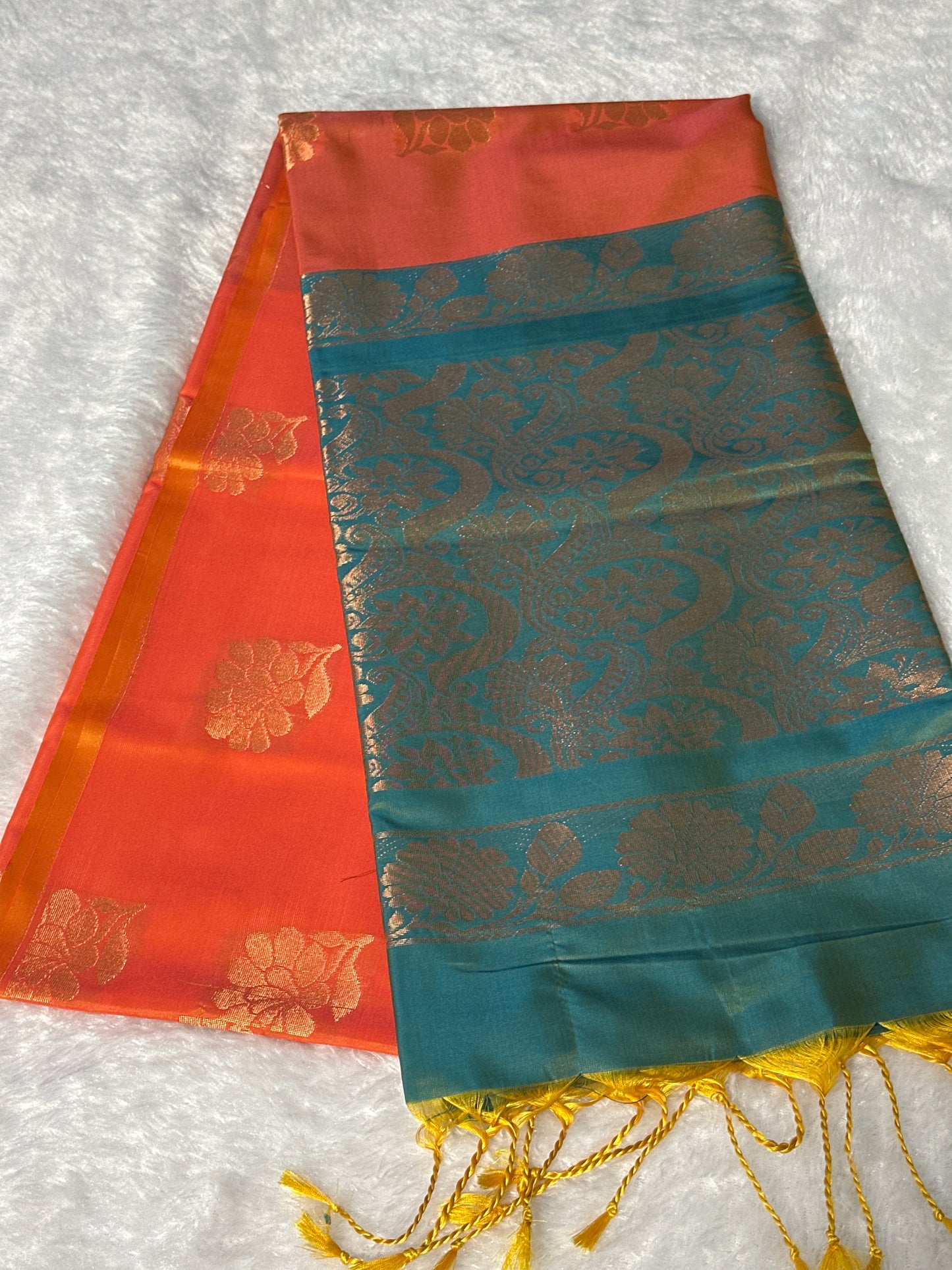 Kanjivaram Soft Silk saree without border
