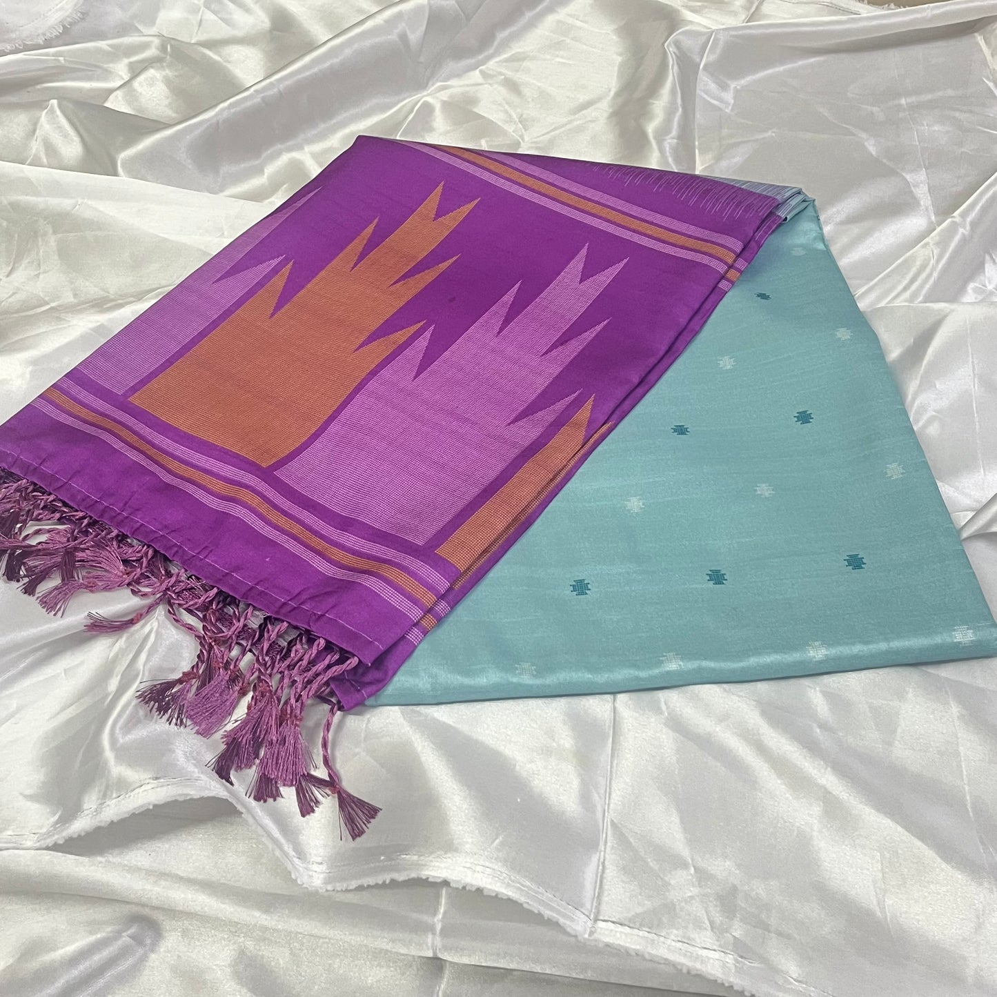 Handloom cotton saree