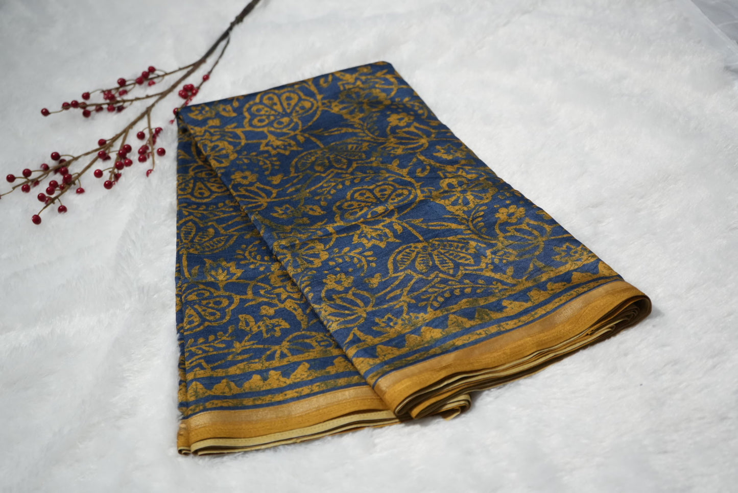 Synthetic silk saree