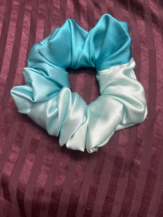 Blue ombré large scrunchie