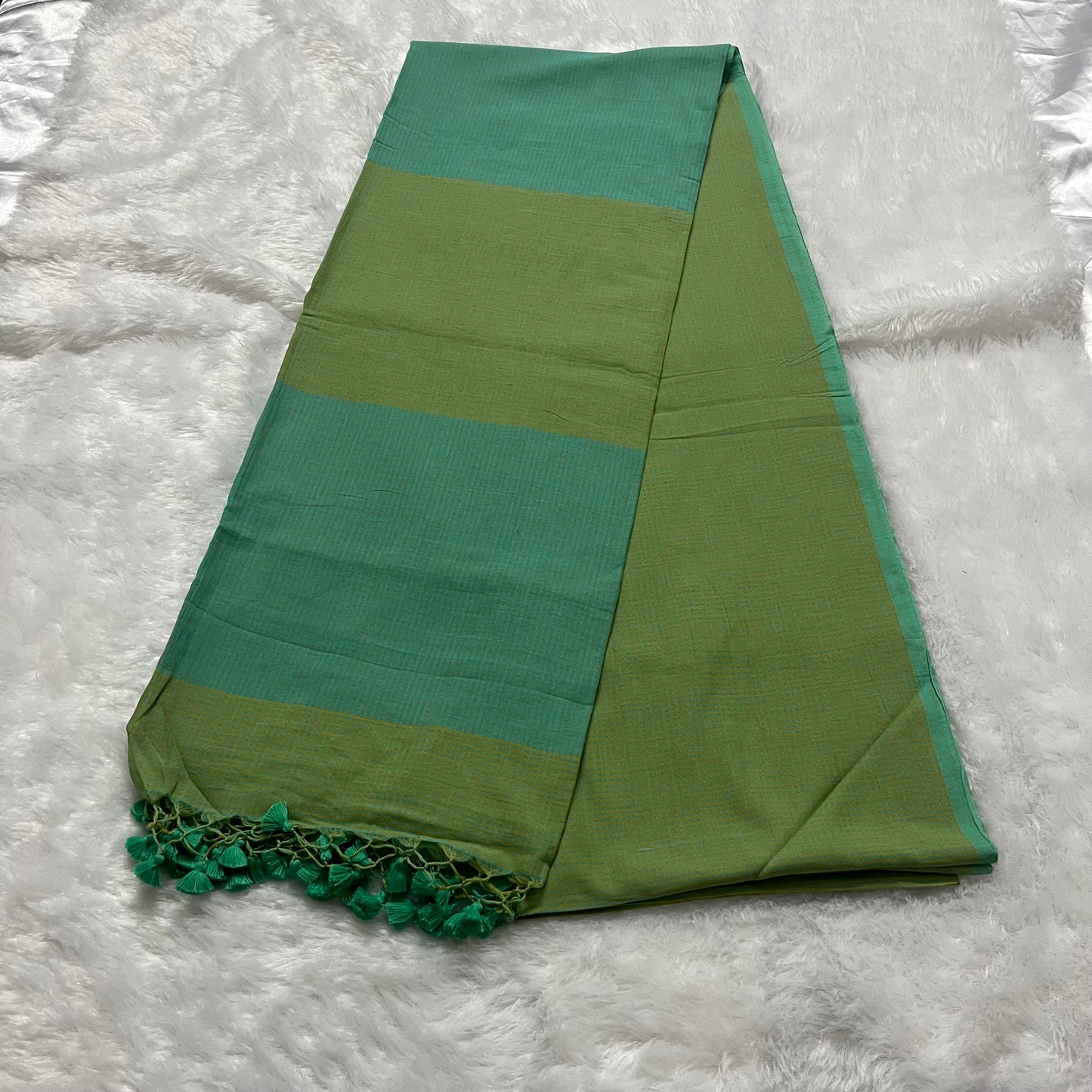 Small checks on Mul cotton saree
