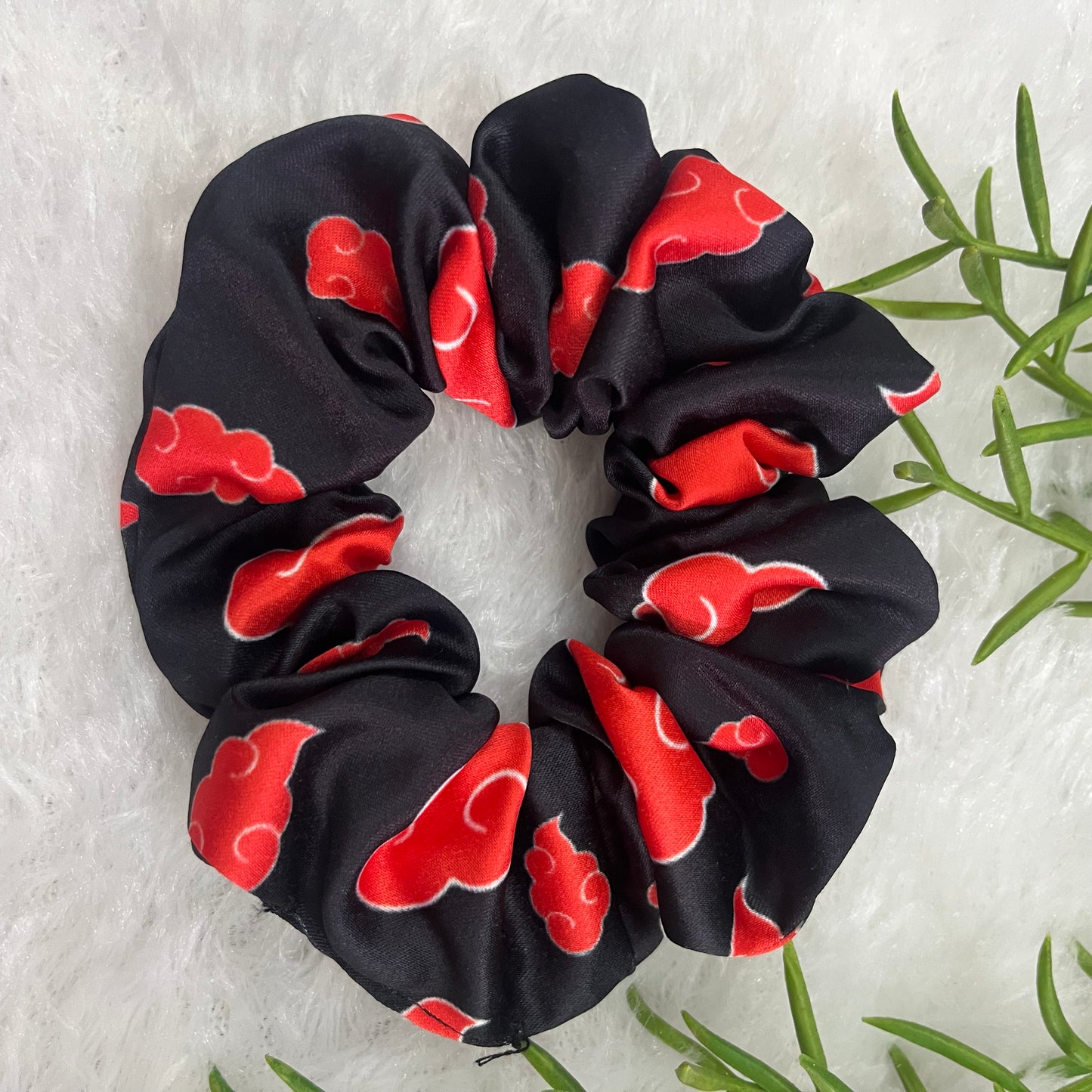 Naruto (black) - Regular satin scrunchie