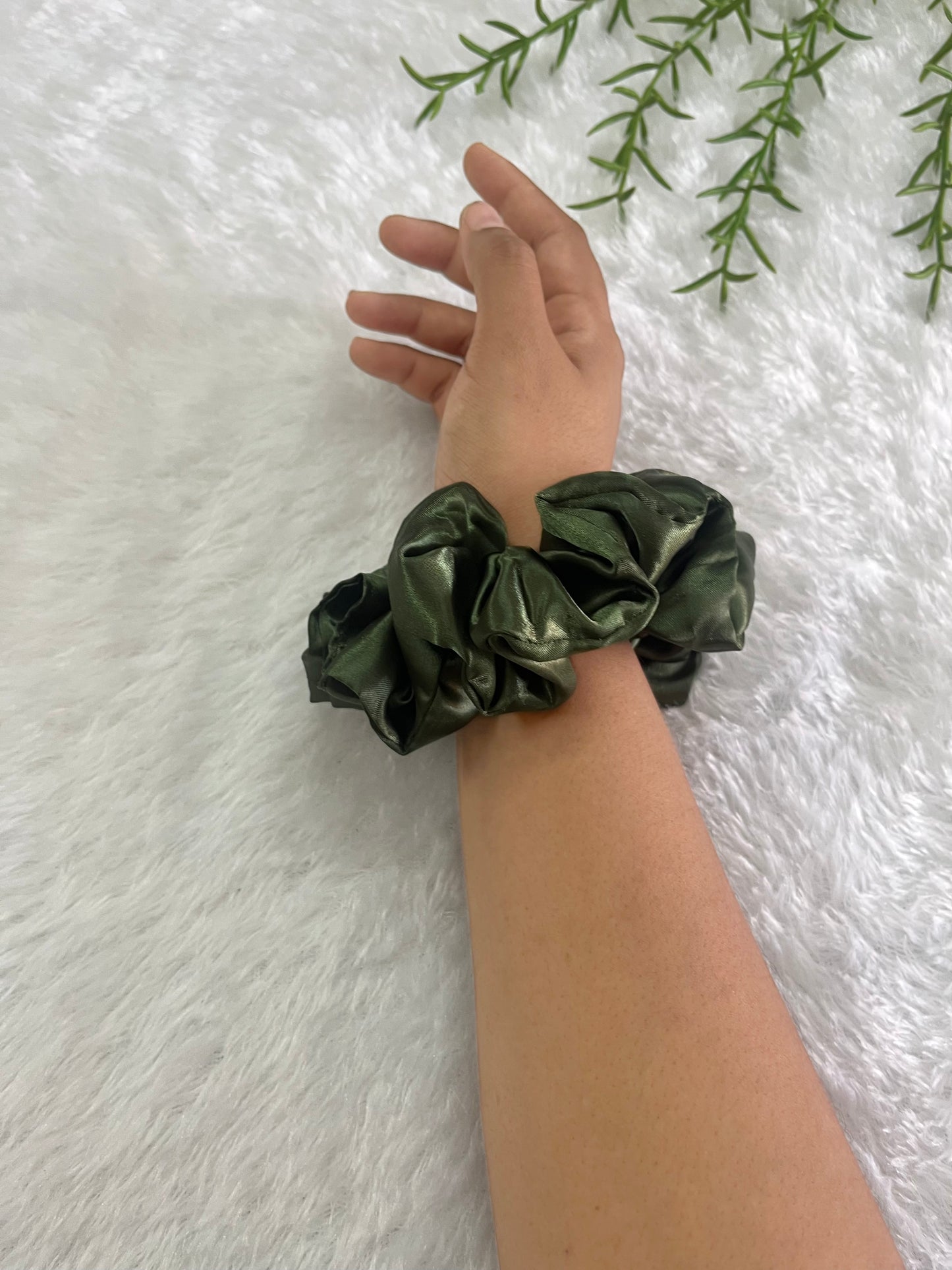 Sea green - Large satin scrunchie