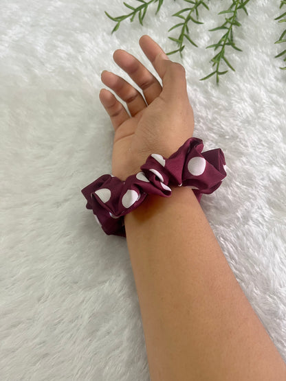 Wine retro - Regular satin scrunchie