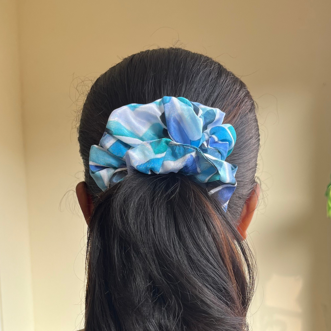 Tide - Large satin scrunchie