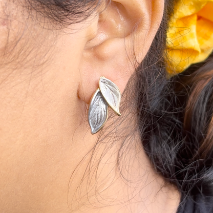 Leaf Enamel Stud