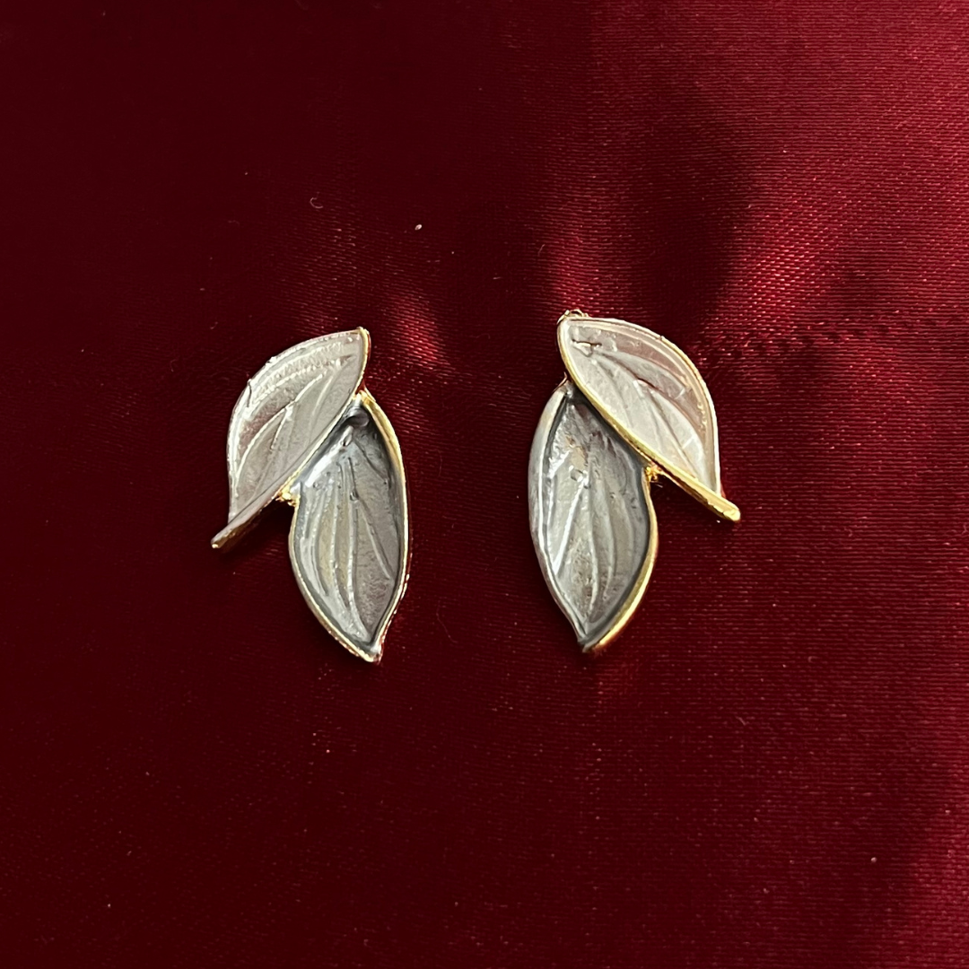 Leaf Enamel Stud