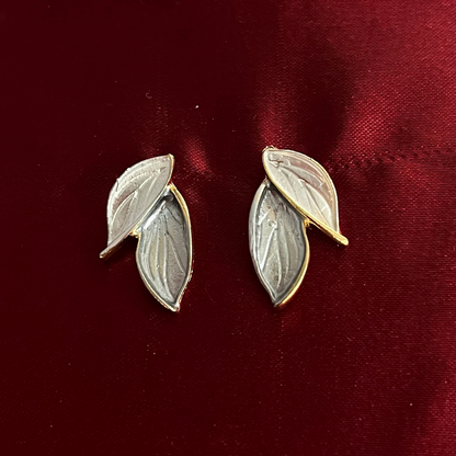 Leaf Enamel Stud