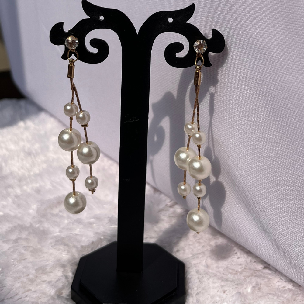 Pearl Cascade Earring