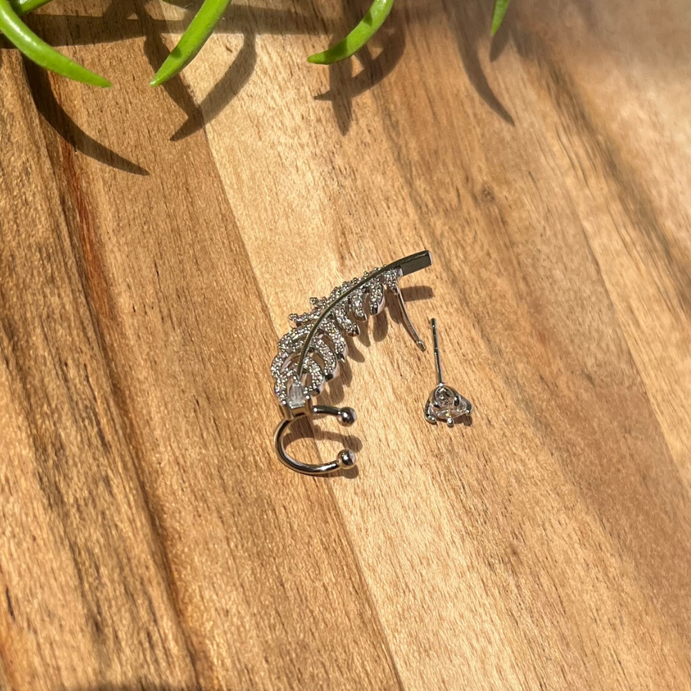 Stone Ear Climber Stud - Silver