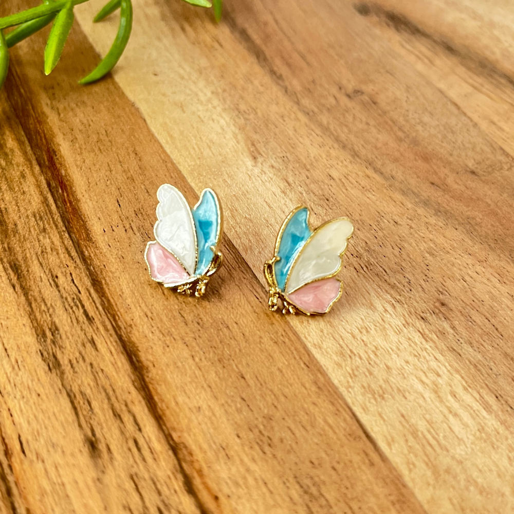 Lovely Butterfly Stud